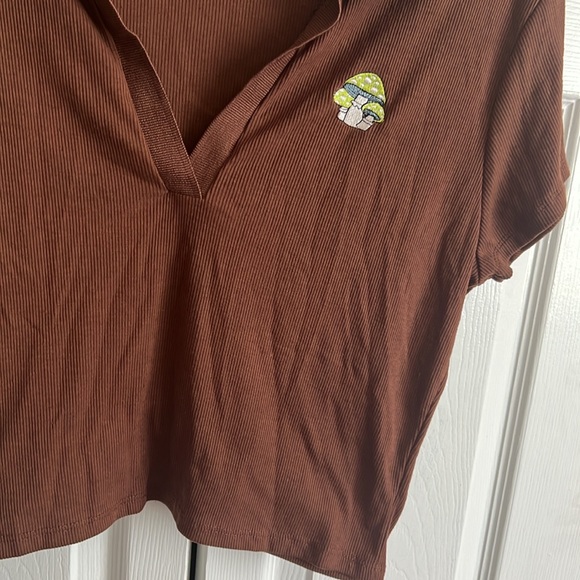 Crop top - Picture 3 of 4